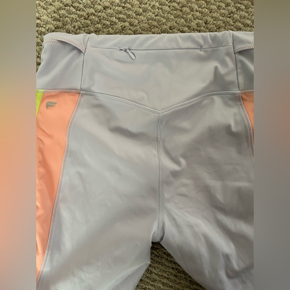 Fabletics Lavender Biker shorts - Picture 4 of 5